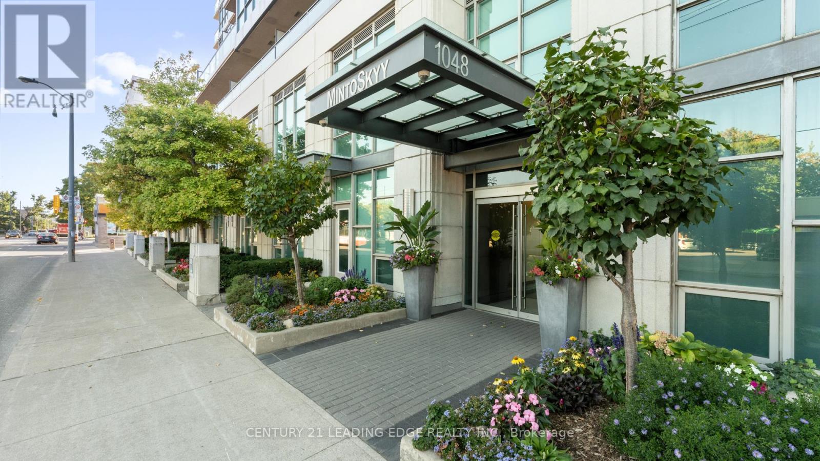 1602 - 1048 Broadview Avenue, Toronto, Ontario  M4K 2B8 - Photo 2 - E12464978