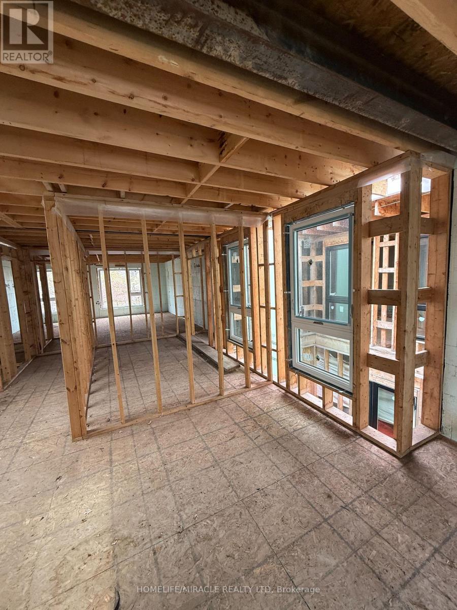 40 August Avenue, Toronto, Ontario  M1L 3M9 - Photo 11 - E12464987