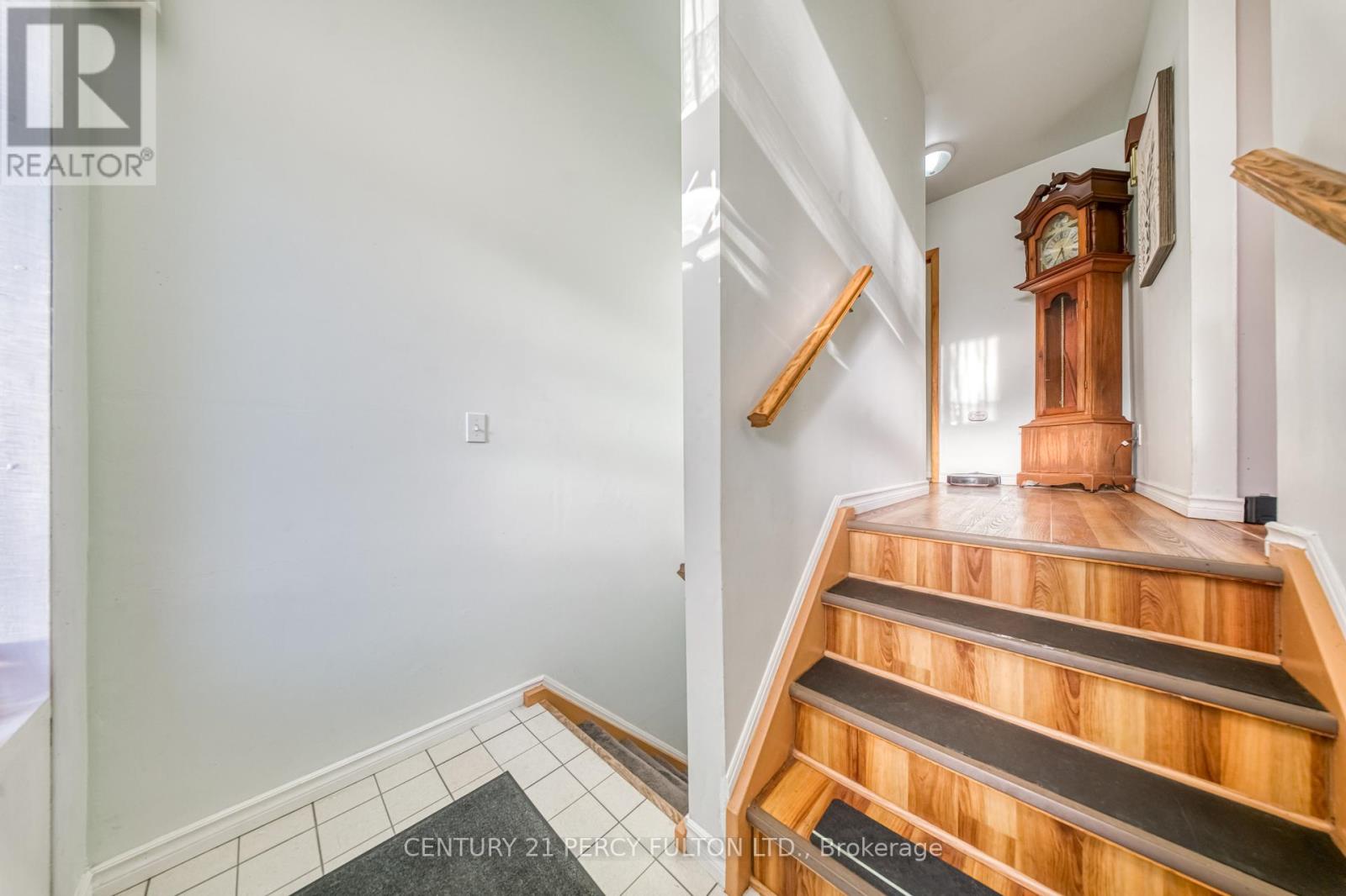 43 Taylor Road, Ajax, Ontario  L1S 2X5 - Photo 6 - E12465077