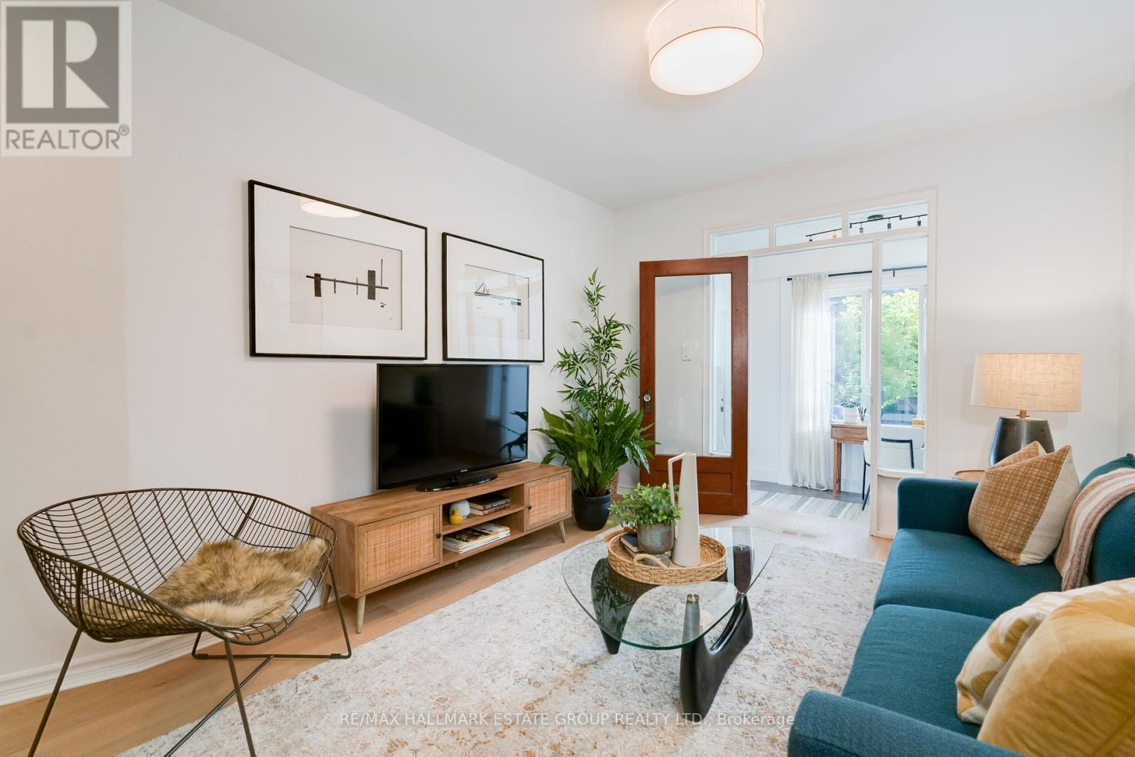 4 Riverdale Avenue, Toronto, Ontario  M4K 1C3 - Photo 6 - E12465089