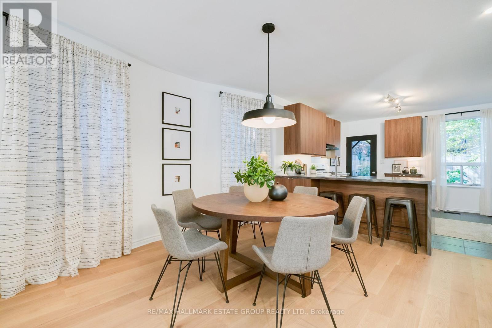 4 Riverdale Avenue, Toronto, Ontario  M4K 1C3 - Photo 9 - E12465089