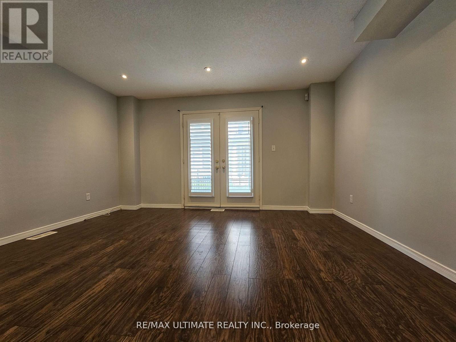 Lower - 22 Webbford Street, Ajax, Ontario  L1S 0A7 - Photo 6 - E12465100