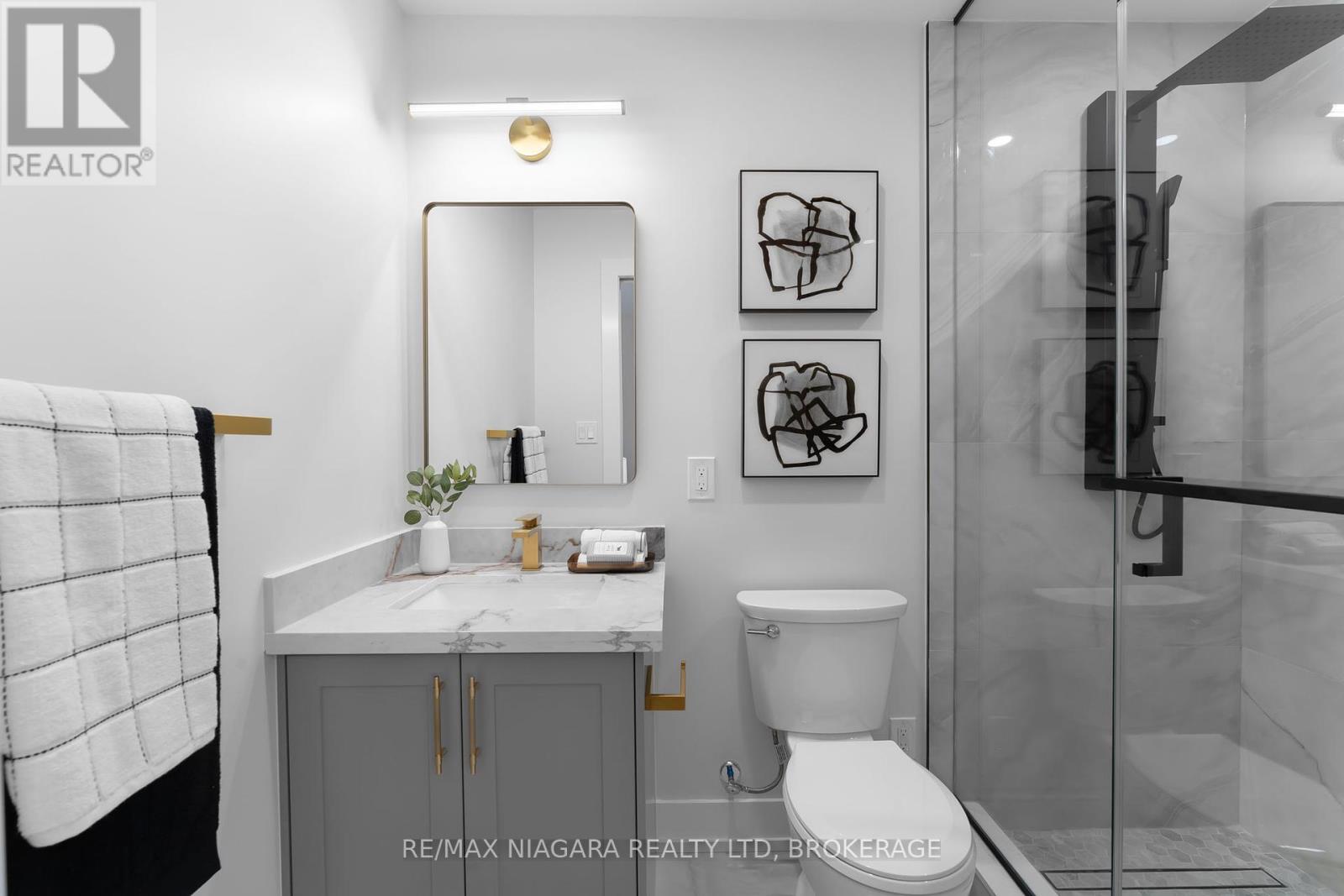 853 Sammon Avenue, Toronto, Ontario  M4C 2E9 - Photo 29 - E12465001