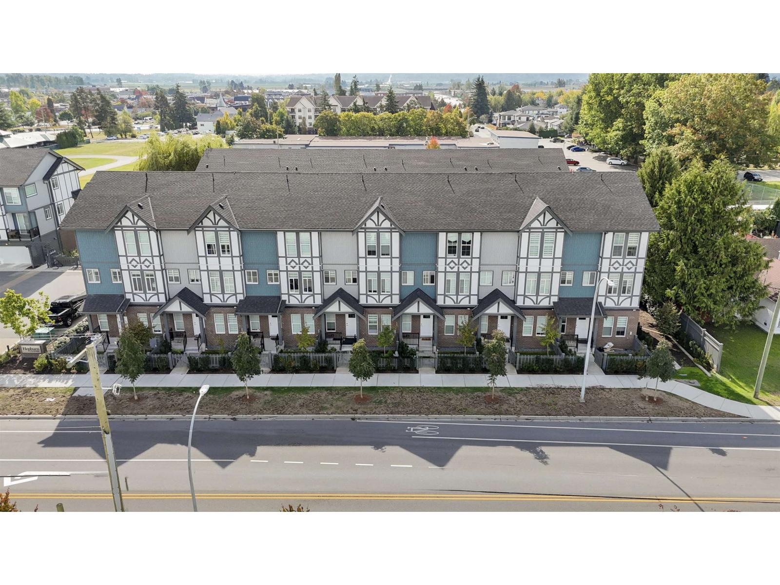 19 17528 60 Avenue, Surrey, British Columbia  V3S 1T8 - Photo 2 - R3058420