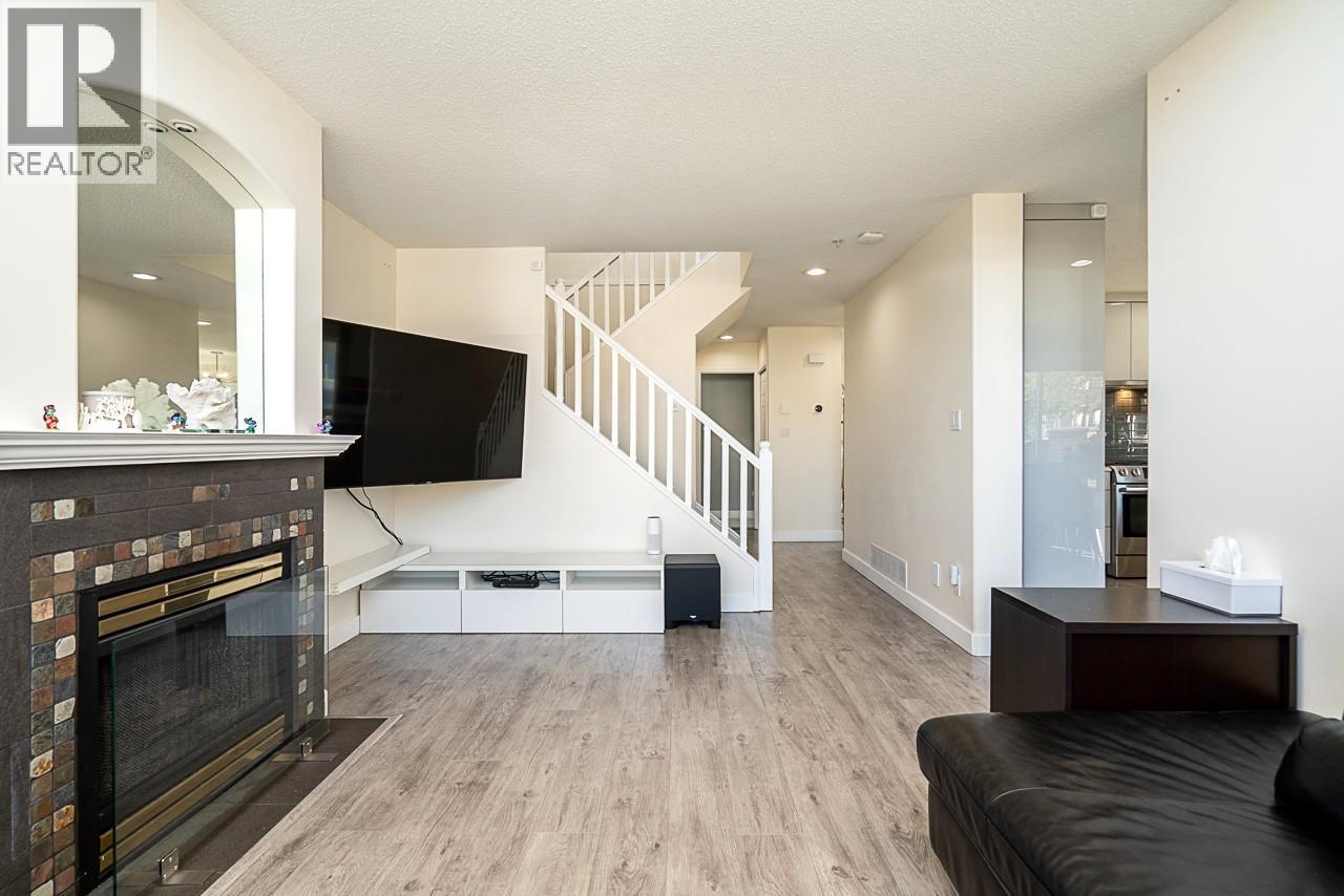 52 1370 Riverwood Gate, Port Coquitlam, British Columbia  V3B 7V7 - Photo 4 - R3058930