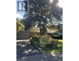 132 HILLCREST Avenue, Flamborough, Ontario