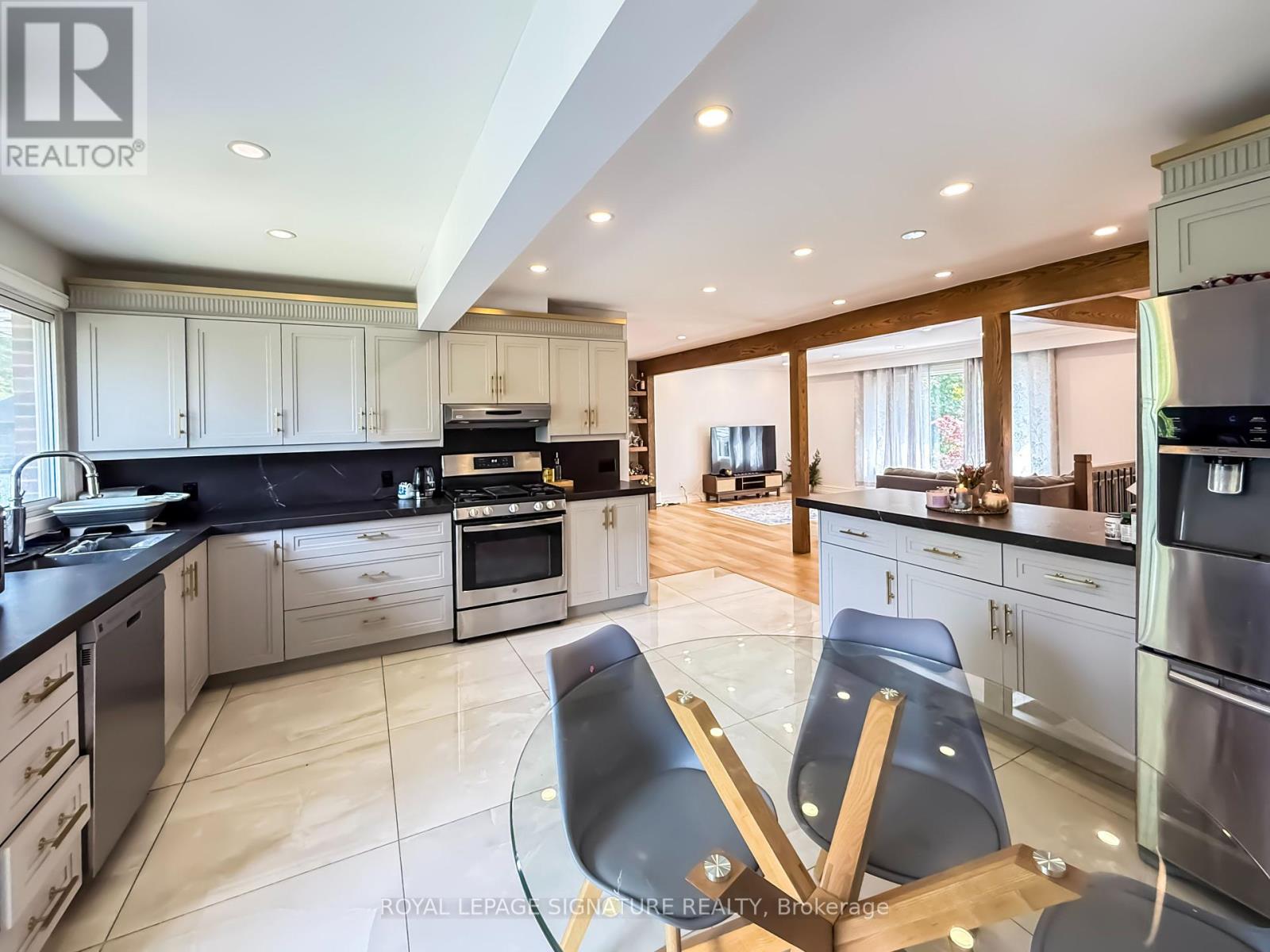 Main - 116 Sunset Beach Road, Richmond Hill, Ontario  L4E 3G7 - Photo 10 - N12464994