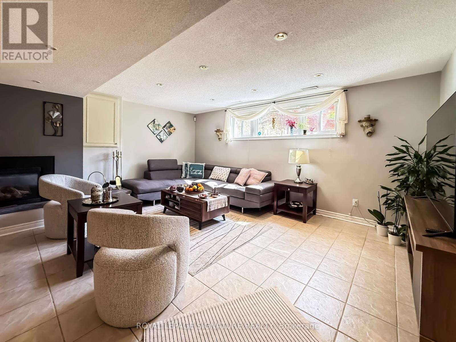 Main - 116 Sunset Beach Road, Richmond Hill, Ontario  L4E 3G7 - Photo 21 - N12464994
