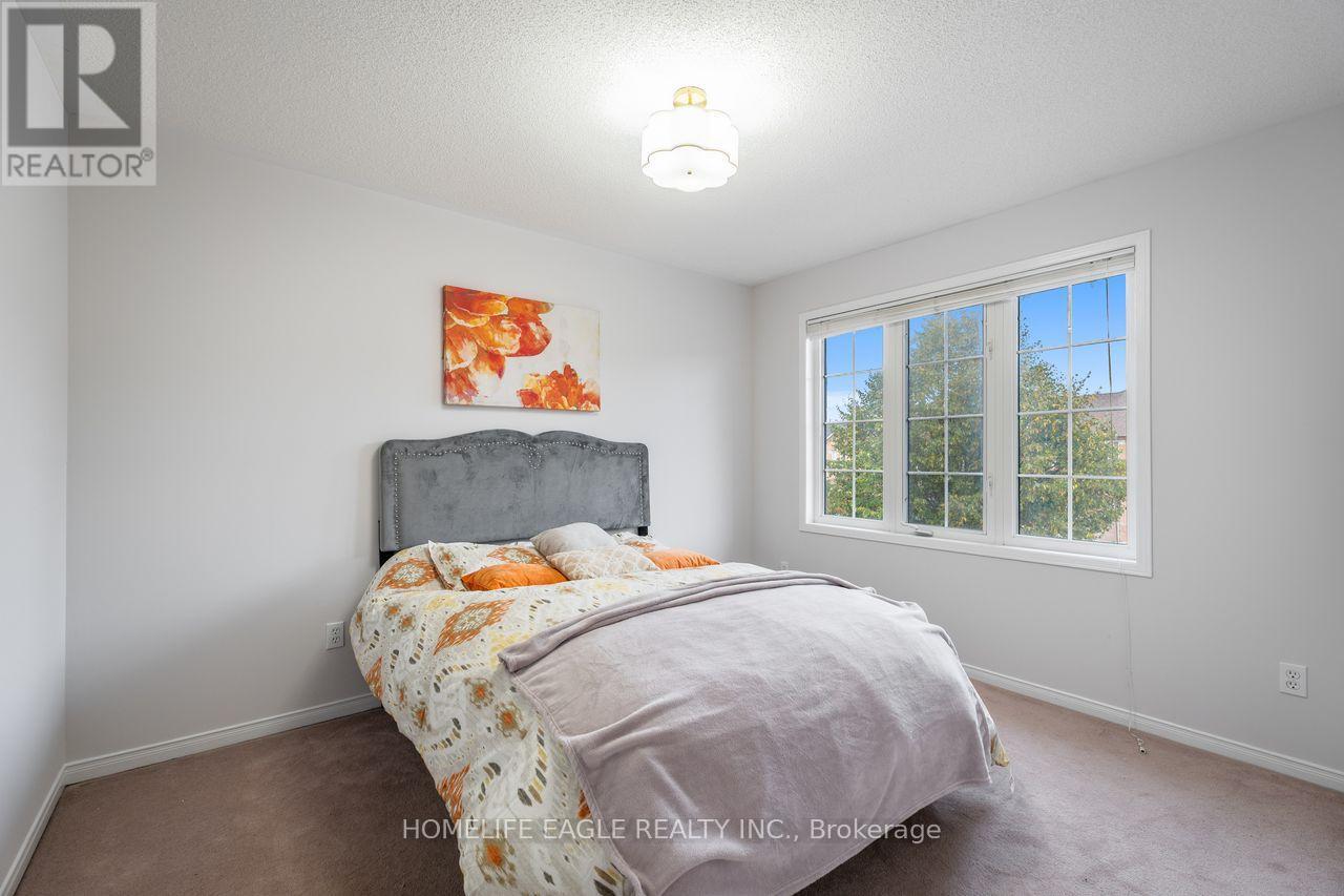 42 Millcliff Circle, Aurora (Aurora Grove), Ontario  L4G 7N7 - Photo 14 - N12465044