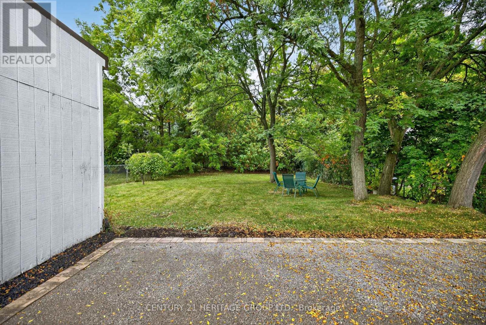 49 Bayview Parkway, Newmarket, Ontario  L3Y 3W2 - Photo 44 - N12465081