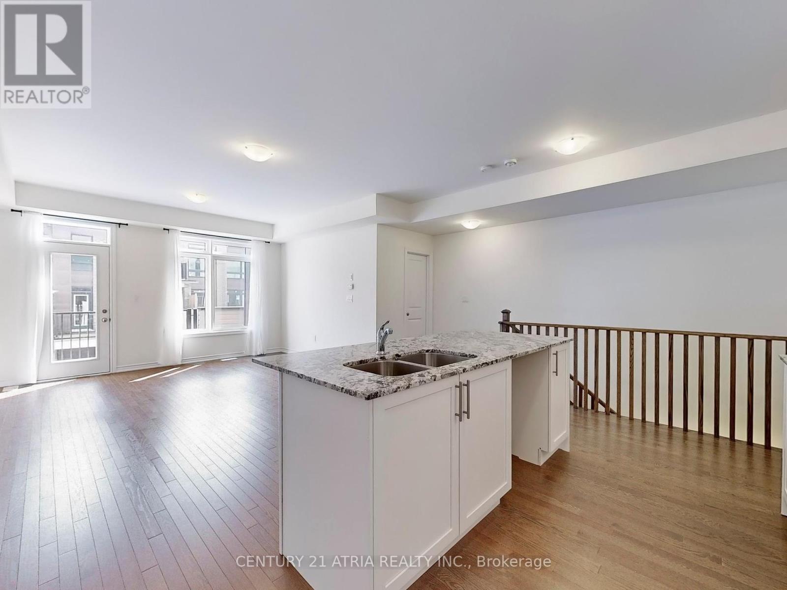 12 Gunton Street, Aurora, Ontario  L4G 4A9 - Photo 11 - N12465084