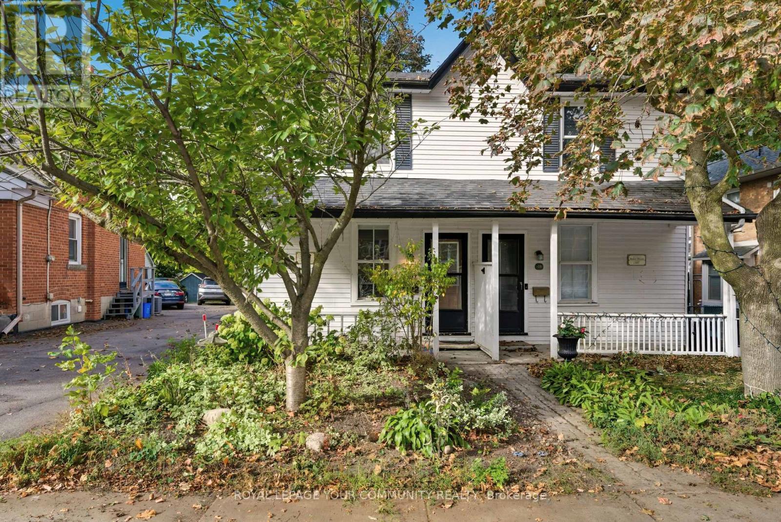 30 ELIZABETH STREET S, Richmond Hill, Ontario
