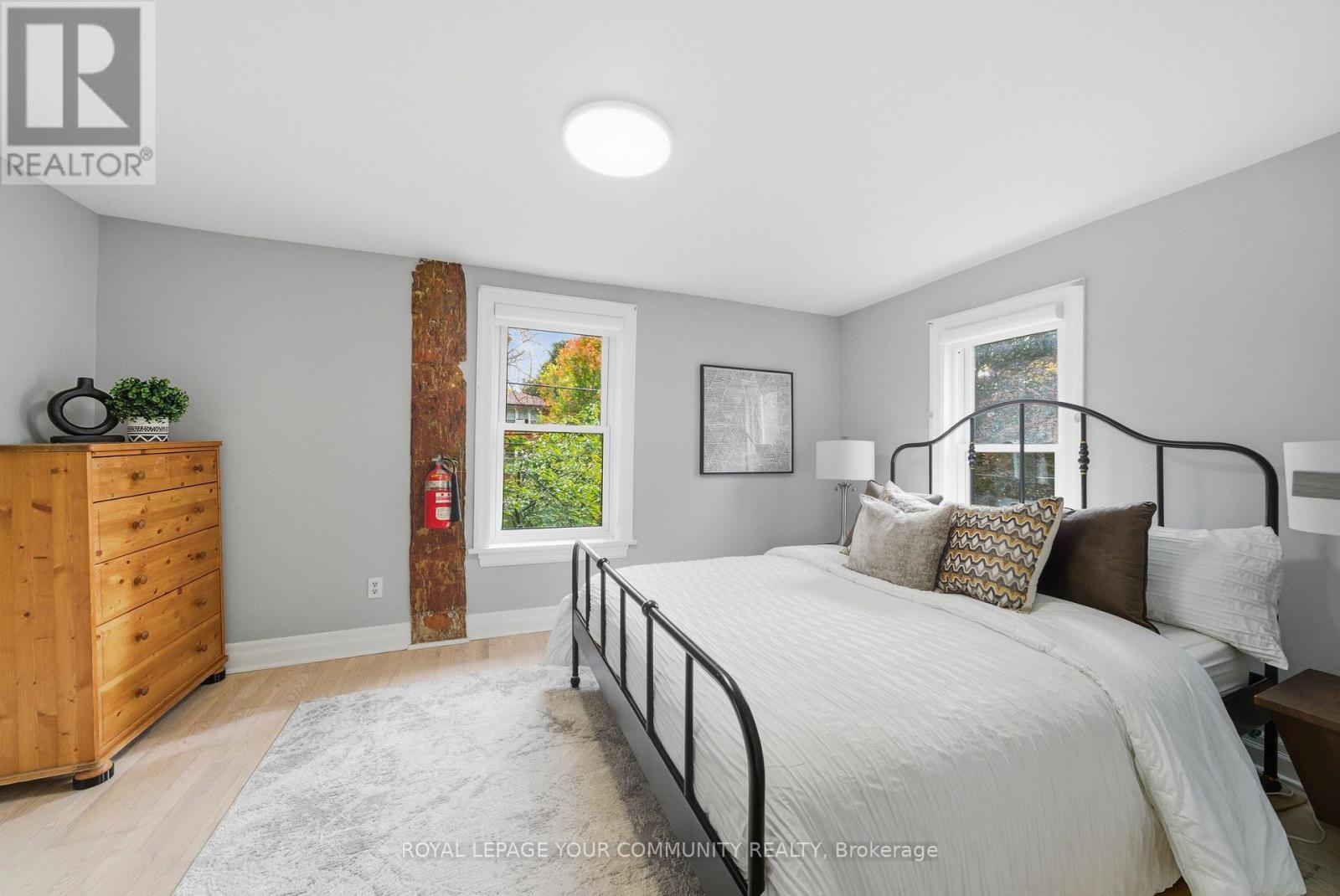30 Elizabeth Street S, Richmond Hill, Ontario  L4C 3V4 - Photo 16 - N12465128