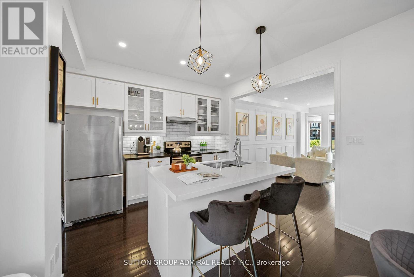 49 East's Corners Boulevard, Vaughan, Ontario  L4H 3Z7 - Photo 6 - N12465143