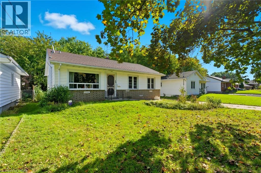 36 Woodelm Drive, St. Catharines, Ontario  L2M 4N3 - Photo 1 - 40779467