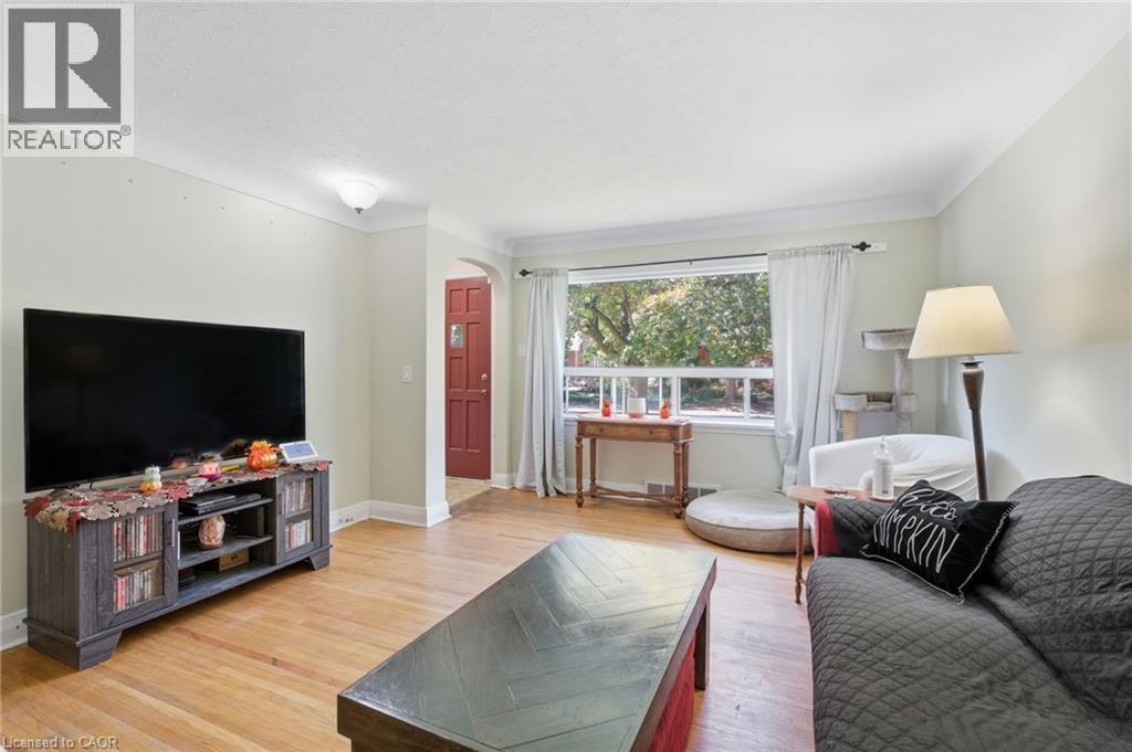 36 Woodelm Drive, St. Catharines, Ontario  L2M 4N3 - Photo 3 - 40779467