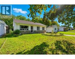 36 WOODELM Drive, St. Catharines, Ontario