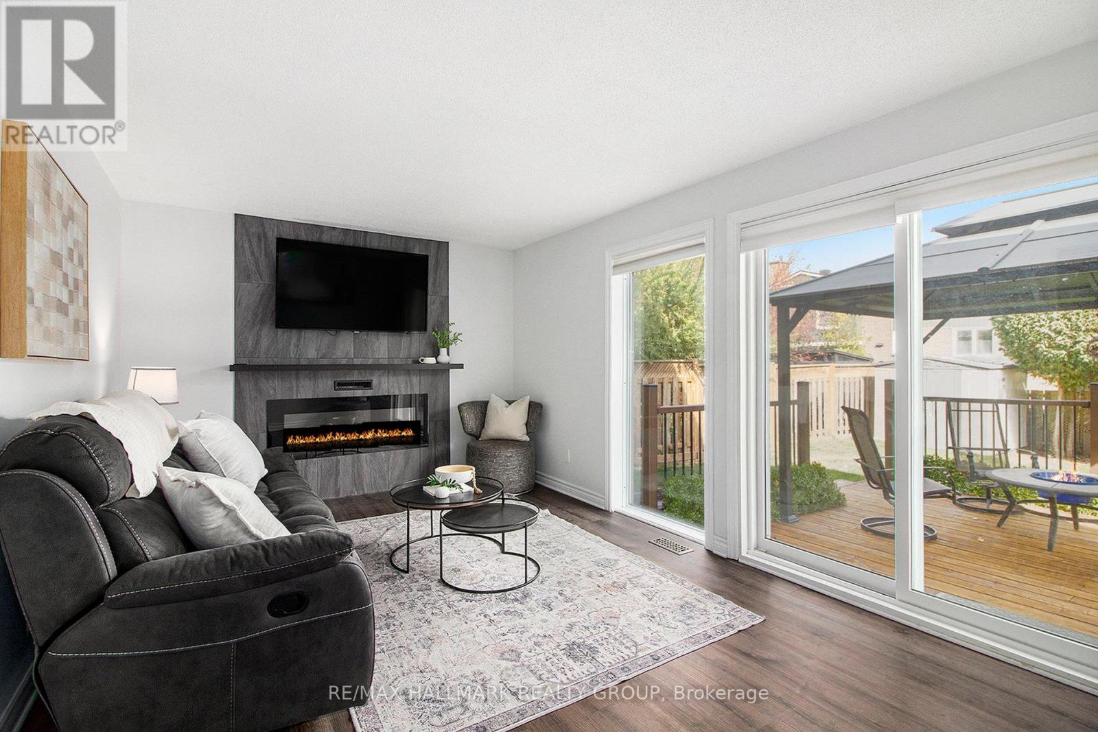 1118 Chateau Crescent, Ottawa, Ontario  K1C 2E1 - Photo 17 - X12464547