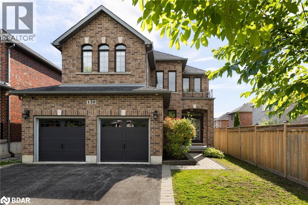 Barrie House for sale:  4 bedroom 2,688 sq.ft. (Listed 2025-10-08)