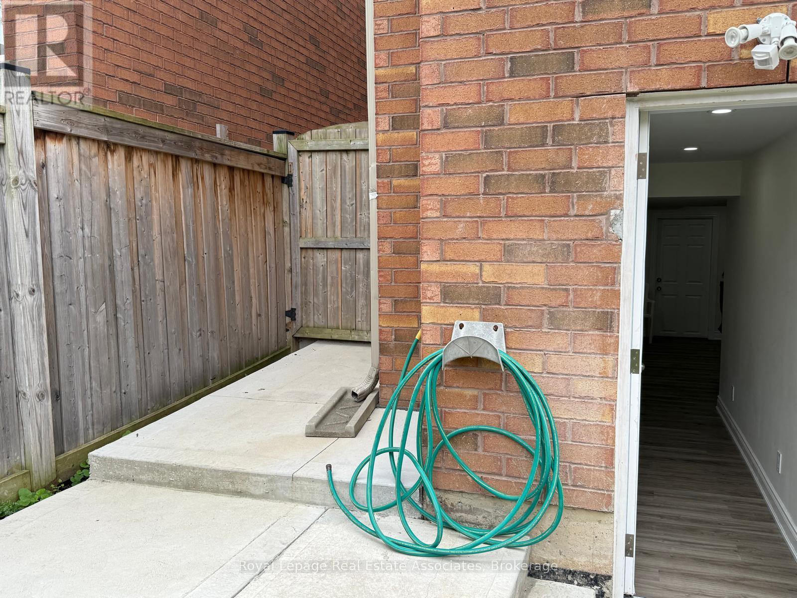 Bsmt - 7 Lavallee Crescent, Brampton, Ontario  L6X 3A1 - Photo 14 - W12464977