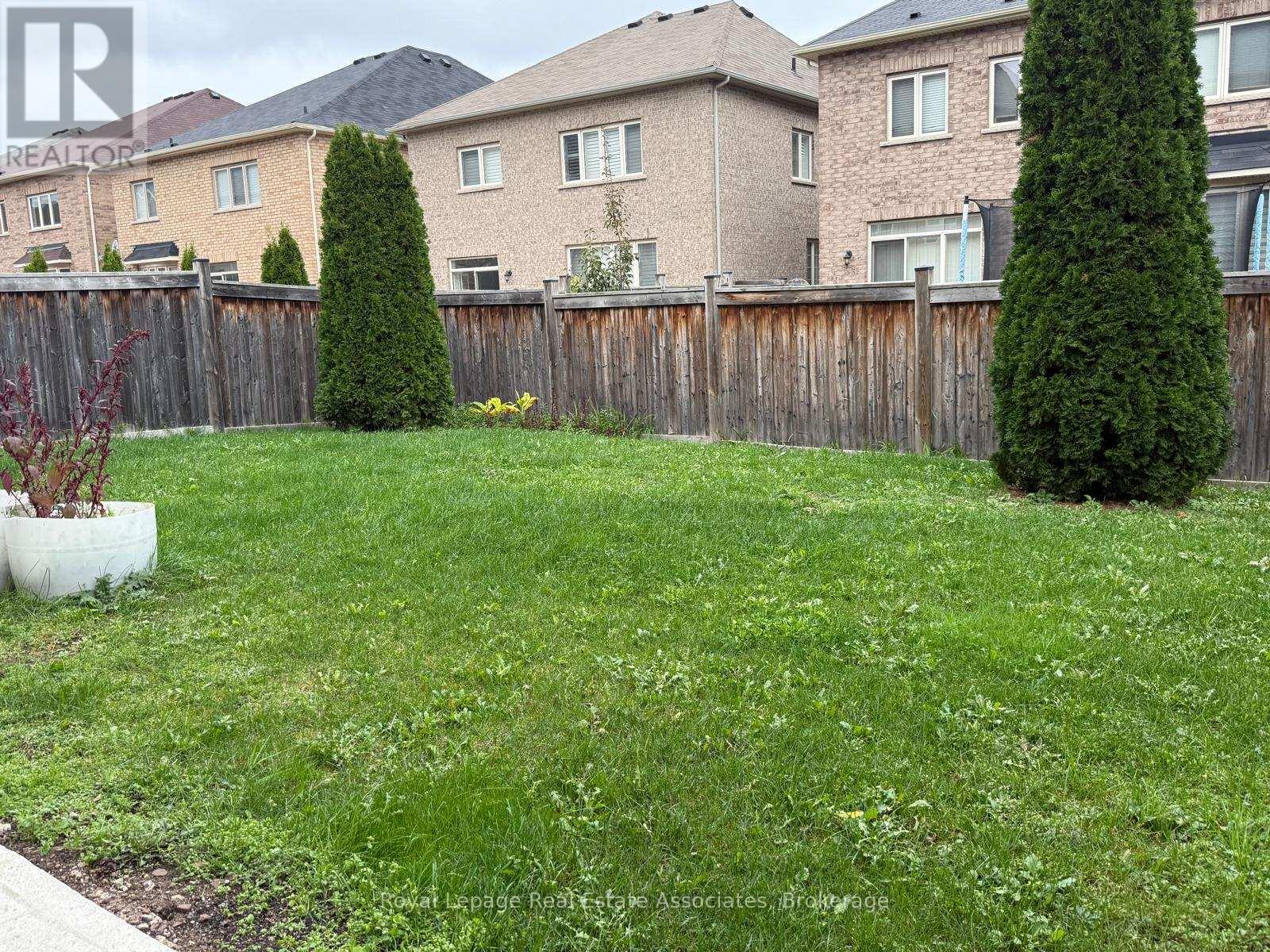 Bsmt - 7 Lavallee Crescent, Brampton, Ontario  L6X 3A1 - Photo 5 - W12464977