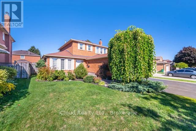 33 Corkett Drive, Brampton (Northwood Park), Ontario  L6X 3G1 - Photo 1 - W12464980