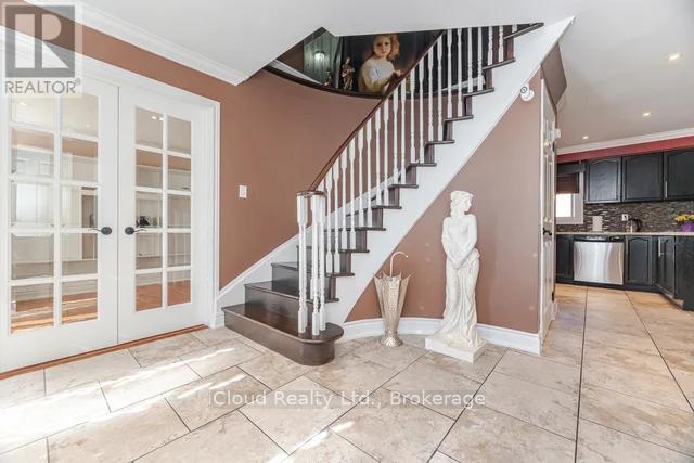 33 Corkett Drive, Brampton (Northwood Park), Ontario  L6X 3G1 - Photo 18 - W12464980