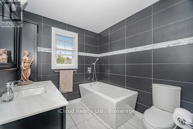 33 Corkett Drive, Brampton (Northwood Park), Ontario  L6X 3G1 - Photo 25 - W12464980