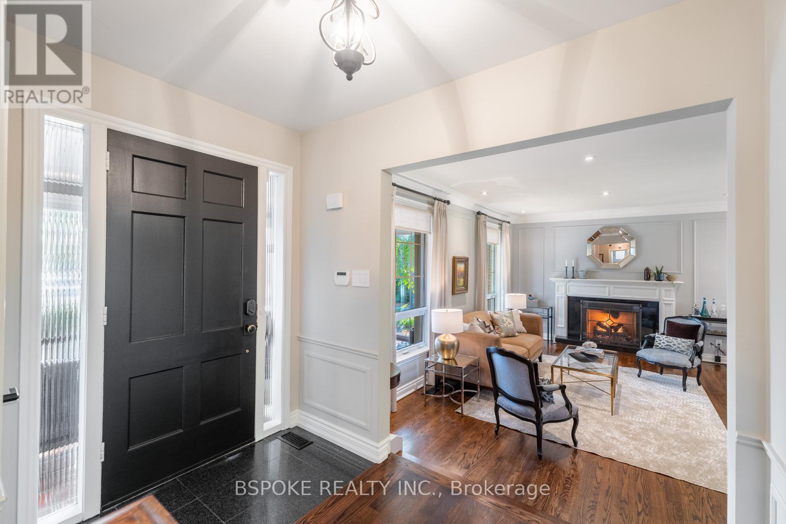 76 Princess Margaret Boulevard, Toronto (Princess-Rosethorn), Ontario  M9A 2A4 - Photo 10 - W12464992