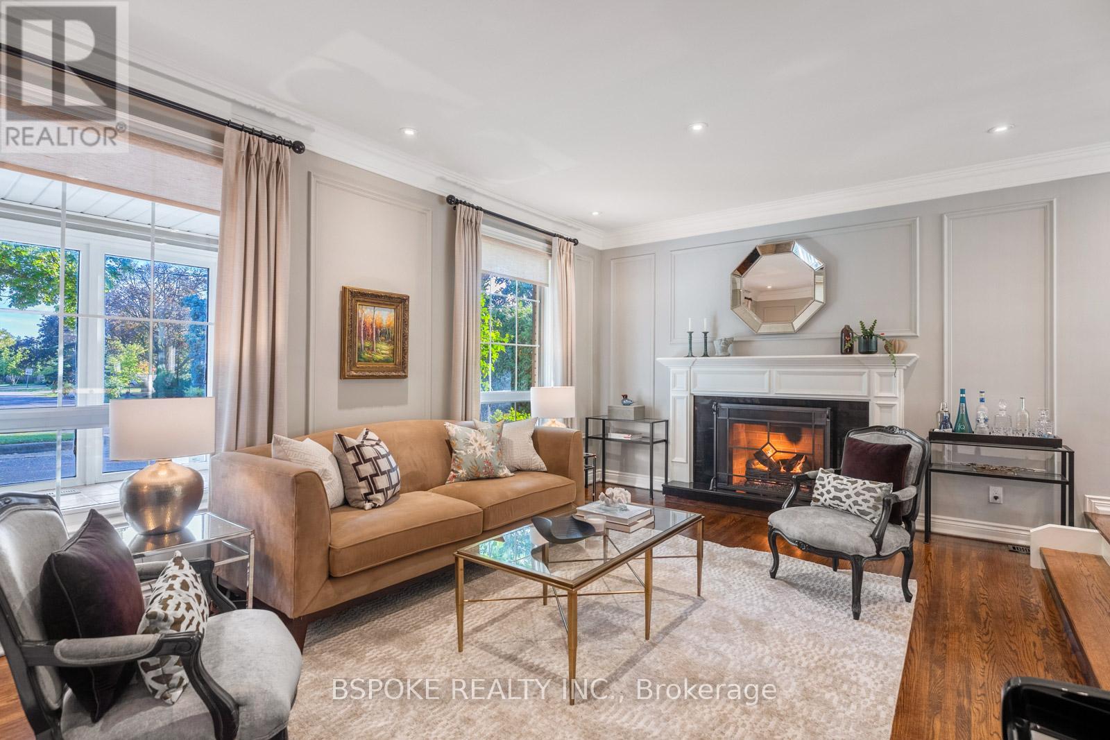 76 Princess Margaret Boulevard, Toronto (Princess-Rosethorn), Ontario  M9A 2A4 - Photo 12 - W12464992