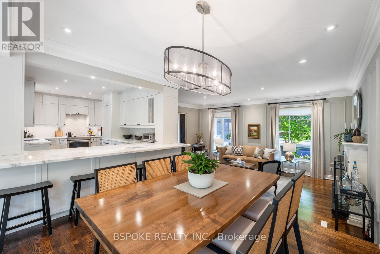 76 Princess Margaret Boulevard, Toronto (Princess-Rosethorn), Ontario  M9A 2A4 - Photo 16 - W12464992