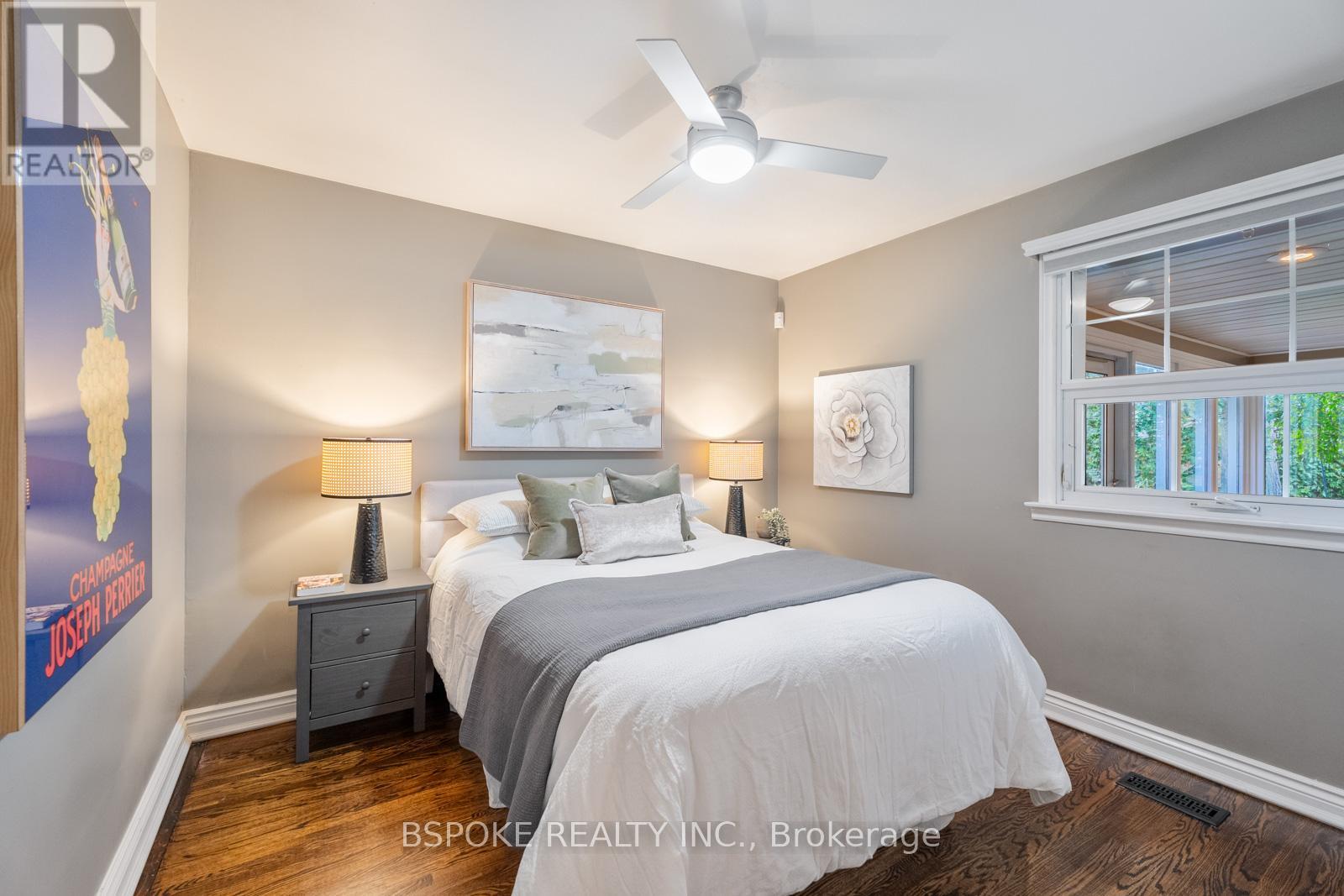 76 Princess Margaret Boulevard, Toronto (Princess-Rosethorn), Ontario  M9A 2A4 - Photo 31 - W12464992