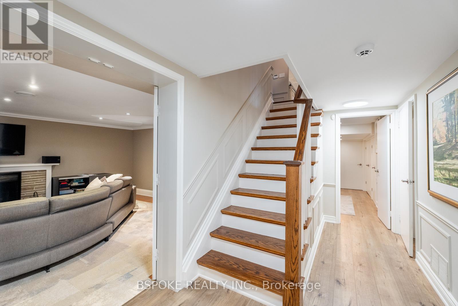 76 Princess Margaret Boulevard, Toronto (Princess-Rosethorn), Ontario  M9A 2A4 - Photo 35 - W12464992