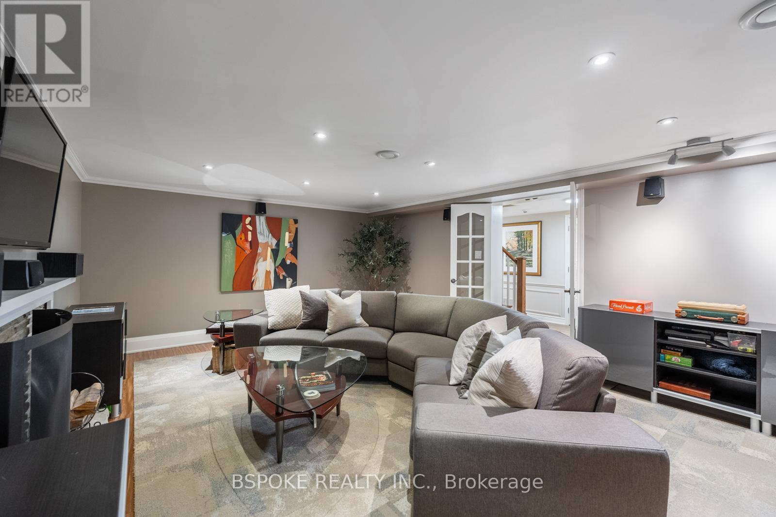 76 Princess Margaret Boulevard, Toronto (Princess-Rosethorn), Ontario  M9A 2A4 - Photo 37 - W12464992