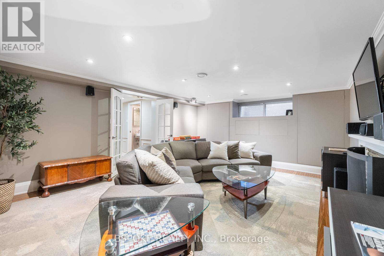 76 Princess Margaret Boulevard, Toronto (Princess-Rosethorn), Ontario  M9A 2A4 - Photo 38 - W12464992