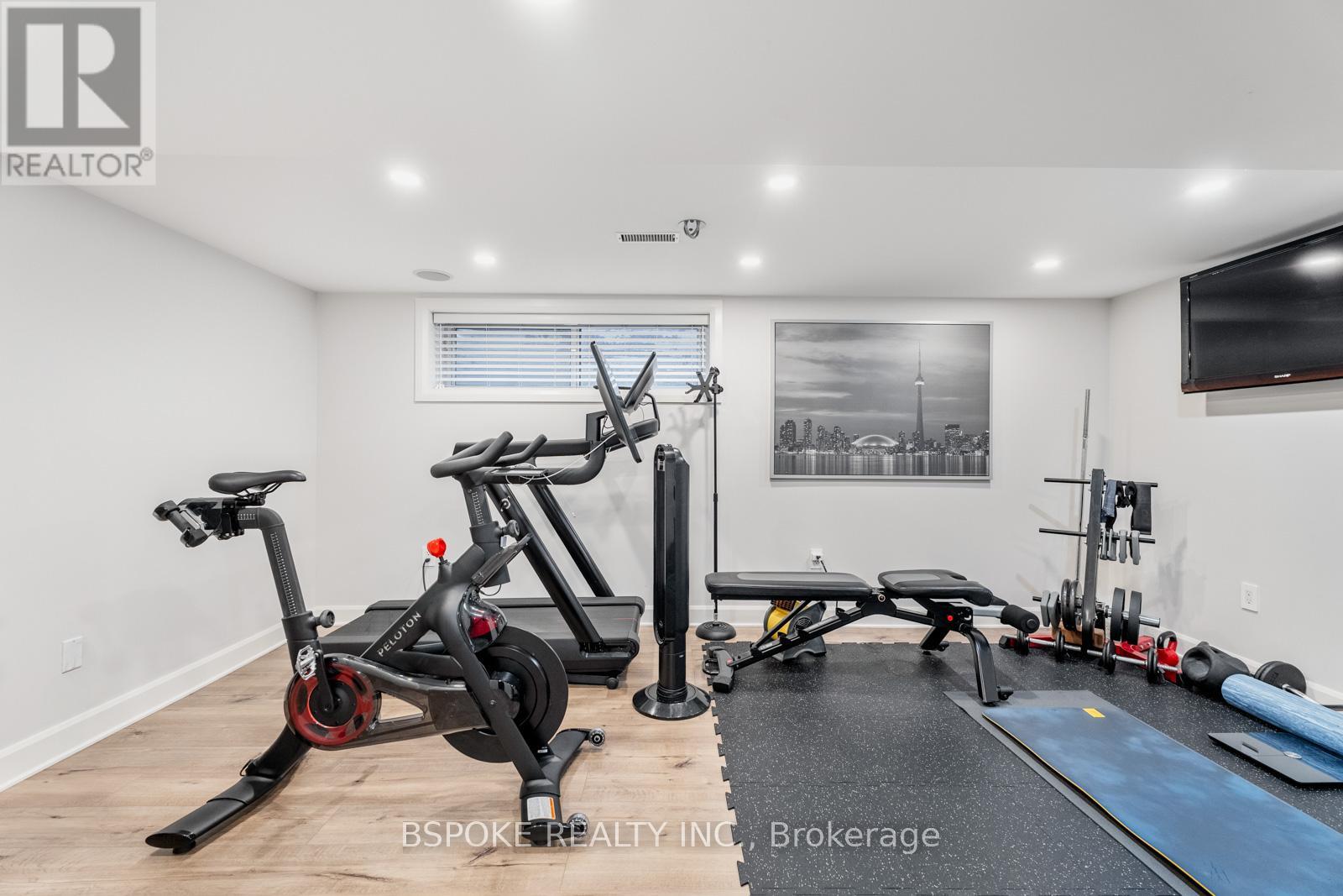 76 Princess Margaret Boulevard, Toronto (Princess-Rosethorn), Ontario  M9A 2A4 - Photo 40 - W12464992