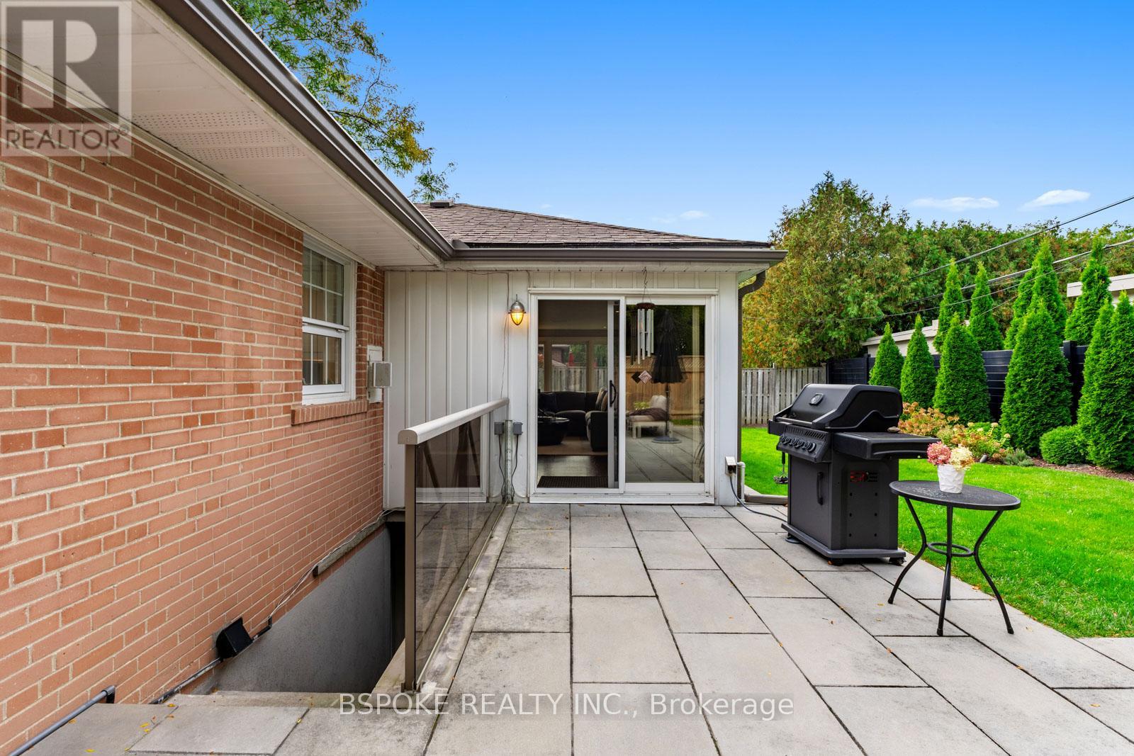 76 Princess Margaret Boulevard, Toronto (Princess-Rosethorn), Ontario  M9A 2A4 - Photo 50 - W12464992