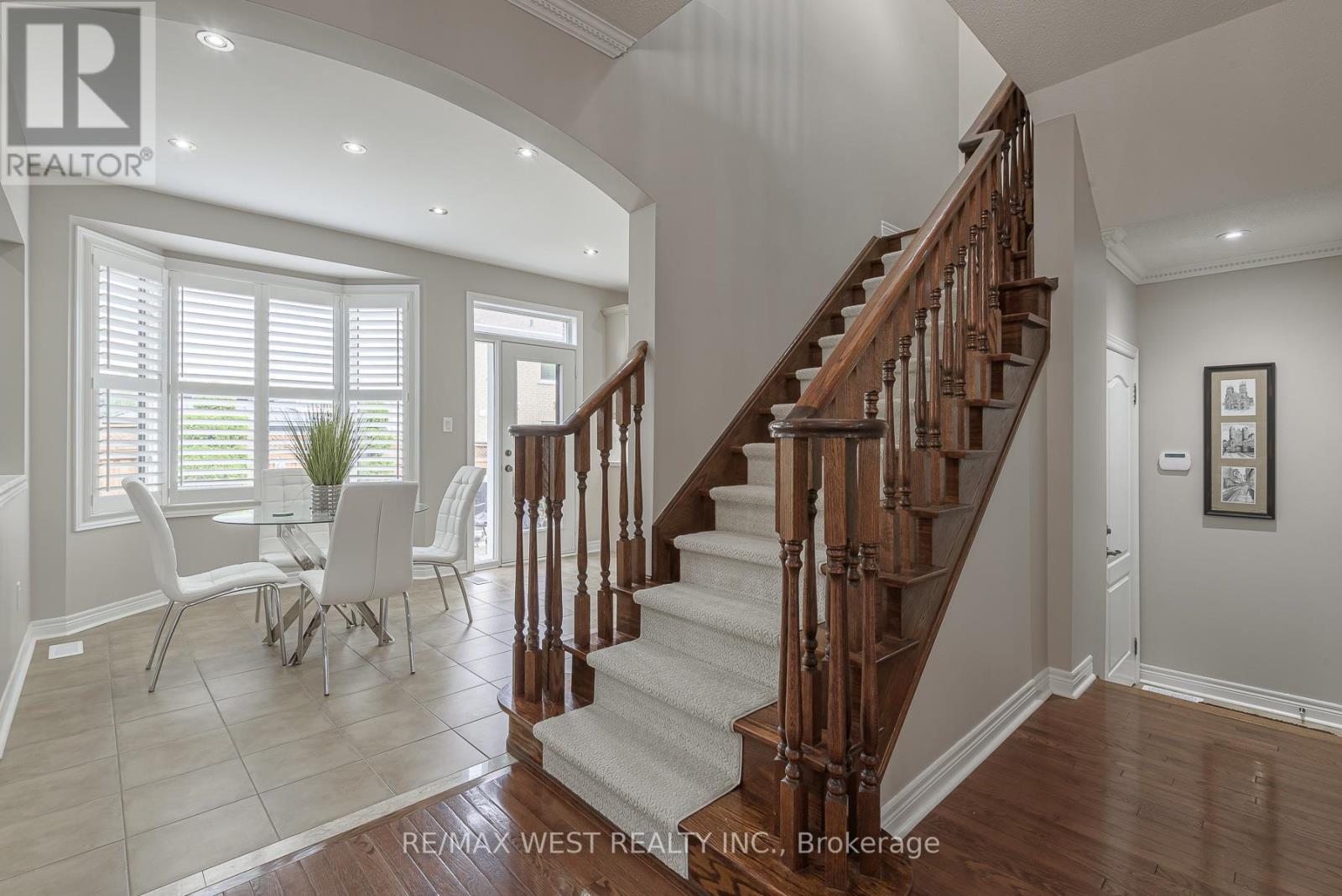 17 Hawkridge Trail, Brampton (Brampton East), Ontario  L6P 2T5 - Photo 17 - W12464995