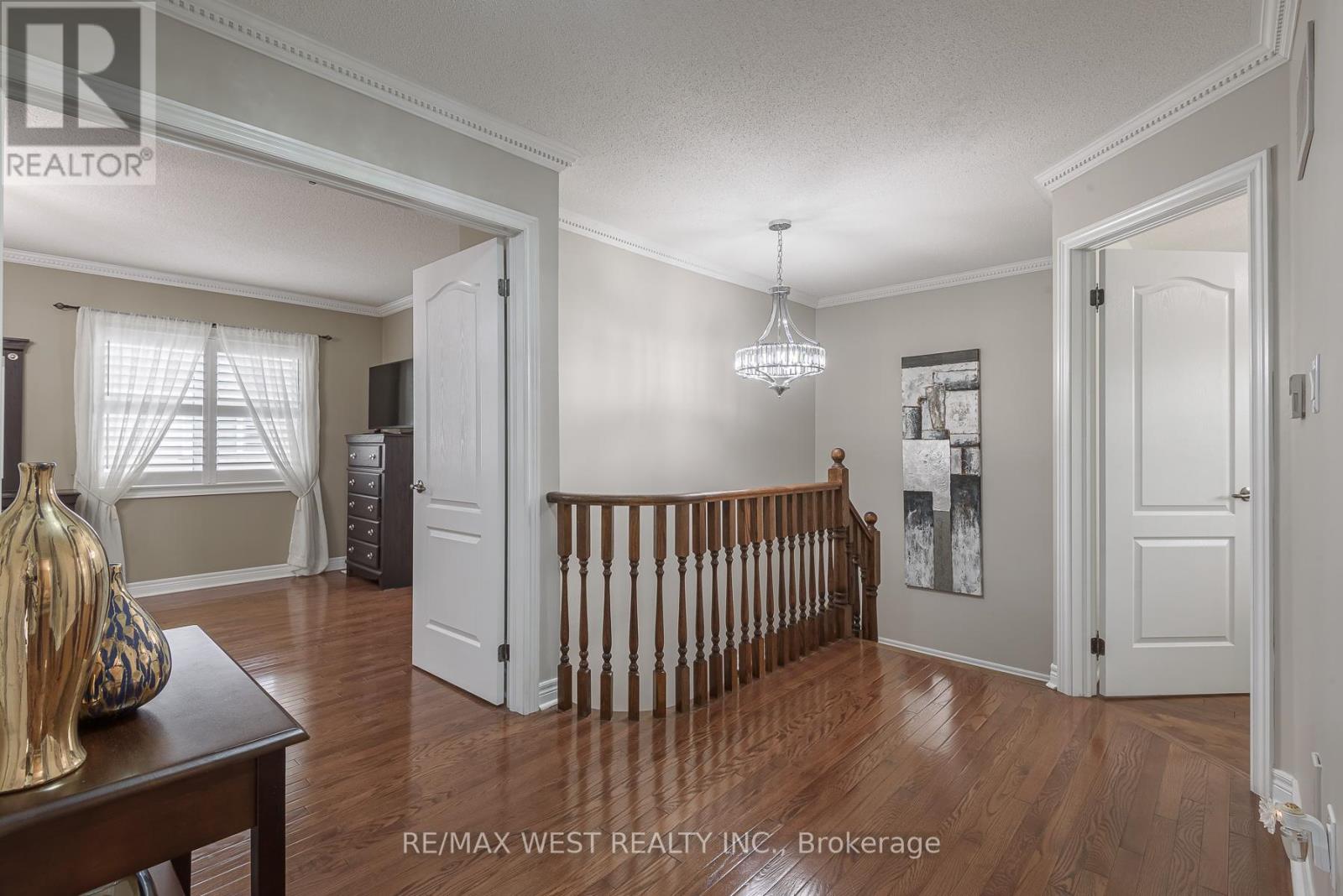17 Hawkridge Trail, Brampton (Brampton East), Ontario  L6P 2T5 - Photo 34 - W12464995