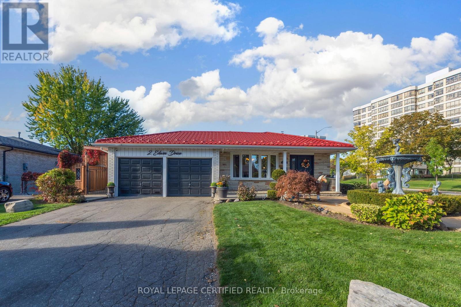 2 EDWIN DRIVE, Brampton, Ontario