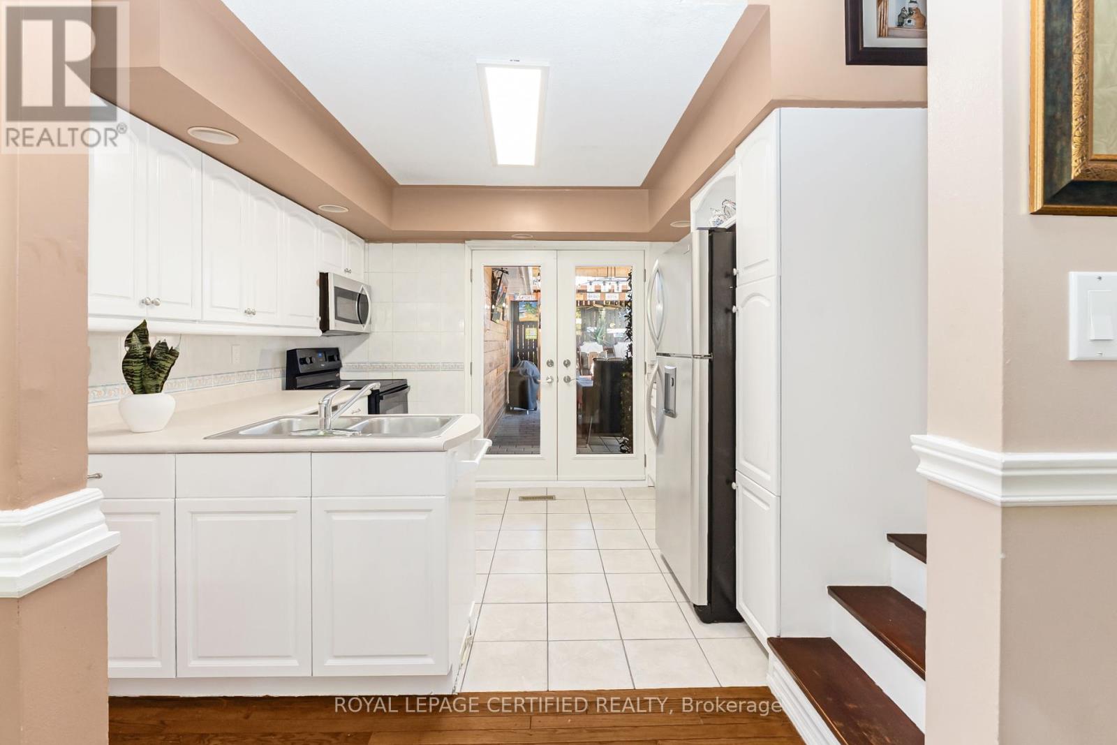 2 Edwin Drive, Brampton (Brampton South), Ontario  L6Y 1A1 - Photo 17 - W12465012