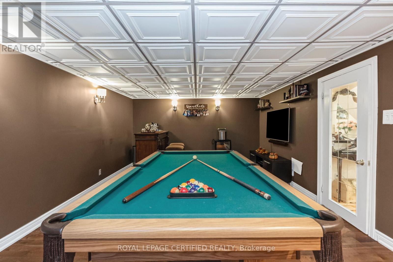 2 Edwin Drive, Brampton (Brampton South), Ontario  L6Y 1A1 - Photo 33 - W12465012