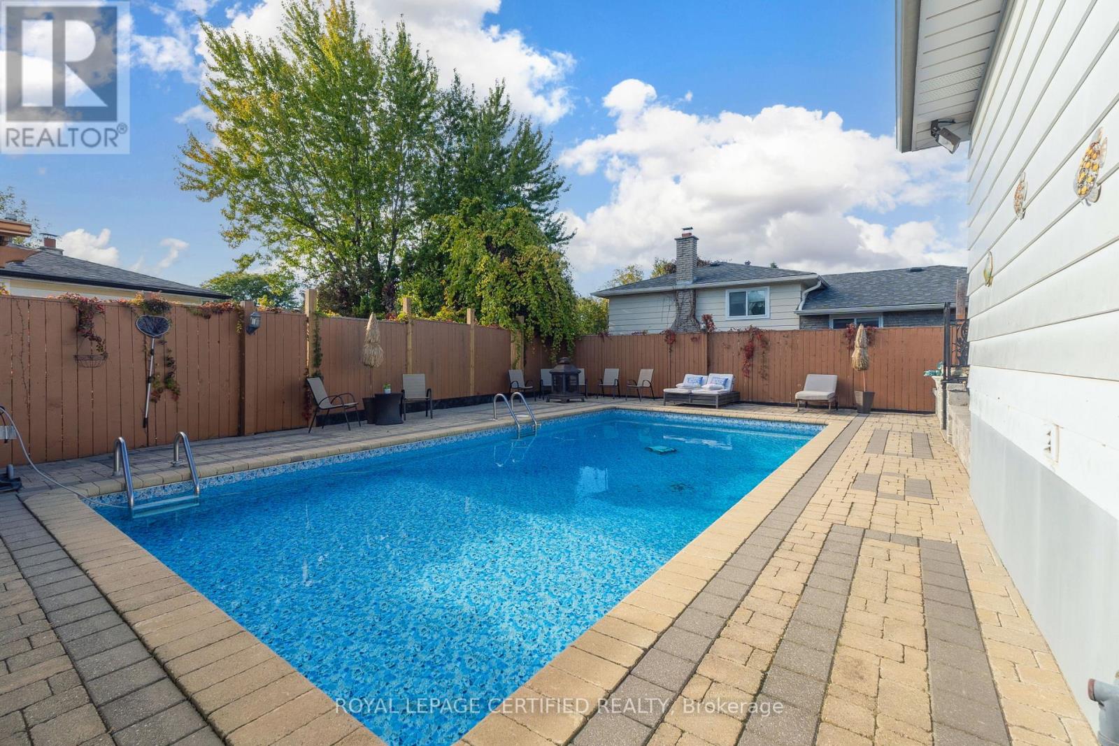 2 Edwin Drive, Brampton (Brampton South), Ontario  L6Y 1A1 - Photo 41 - W12465012