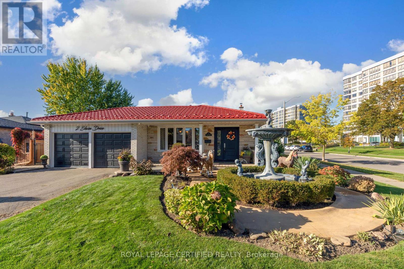 2 Edwin Drive, Brampton (Brampton South), Ontario  L6Y 1A1 - Photo 6 - W12465012