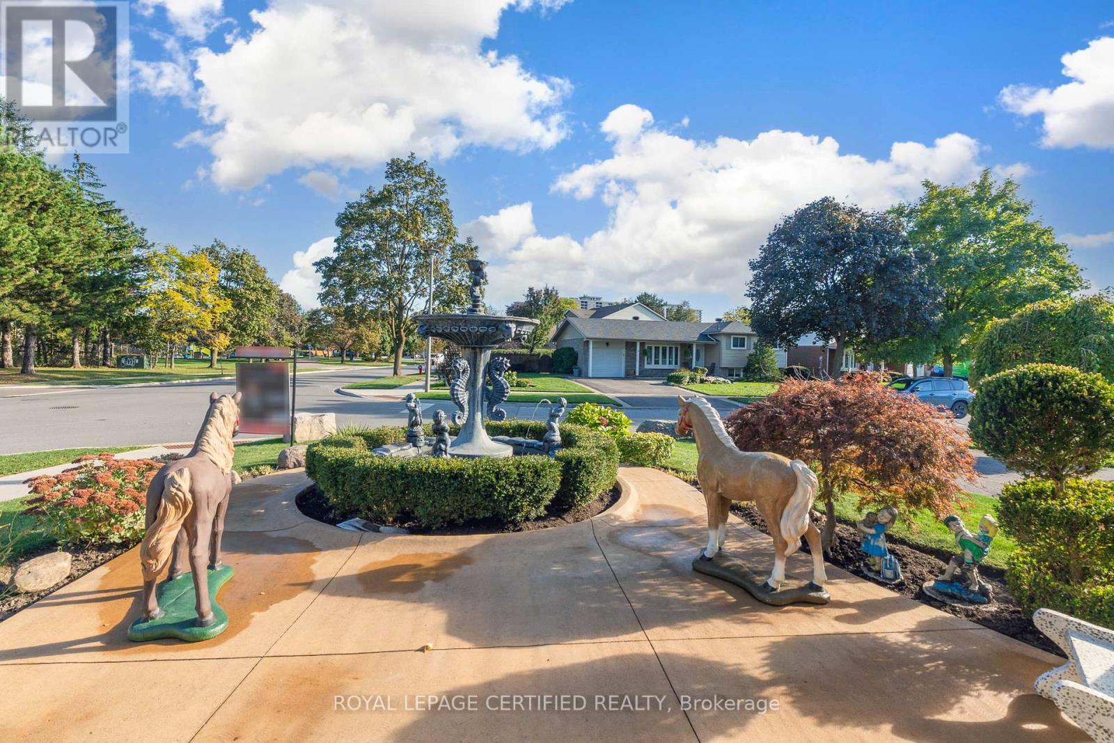 2 Edwin Drive, Brampton (Brampton South), Ontario  L6Y 1A1 - Photo 8 - W12465012