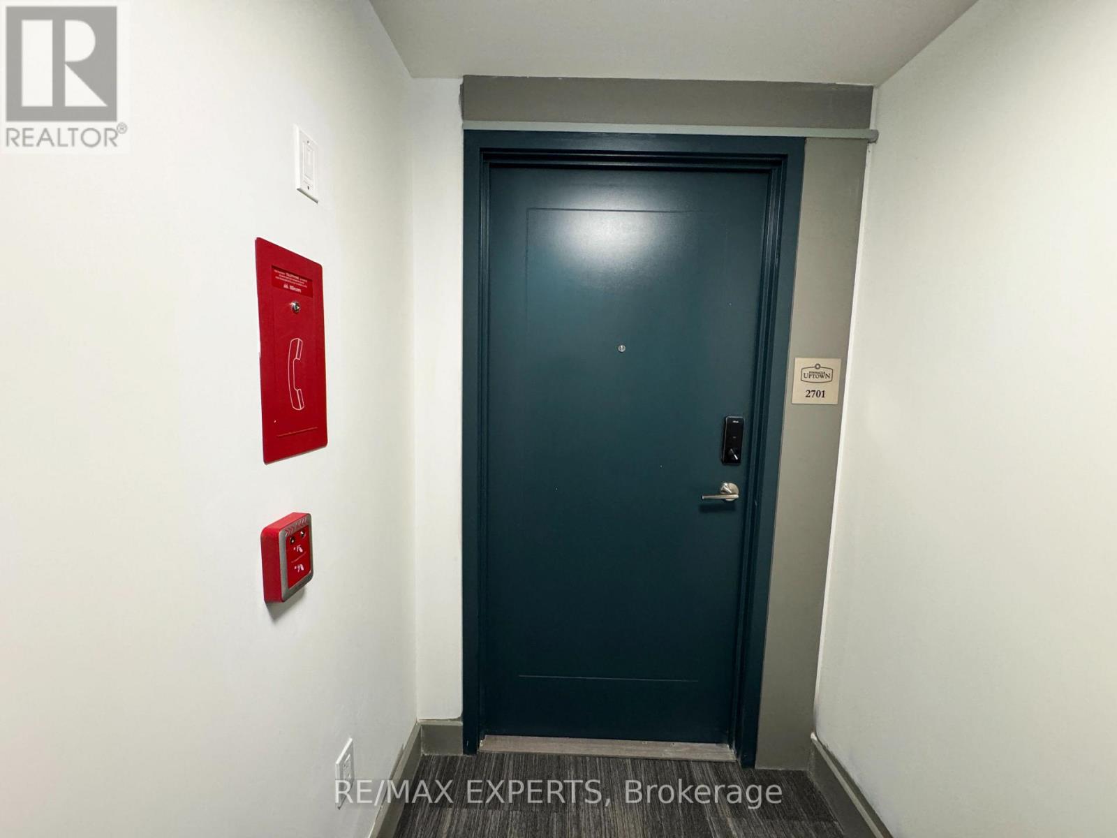 2701 - 15 Watergarden Drive, Mississauga, Ontario  L5R 0H4 - Photo 2 - W12465017