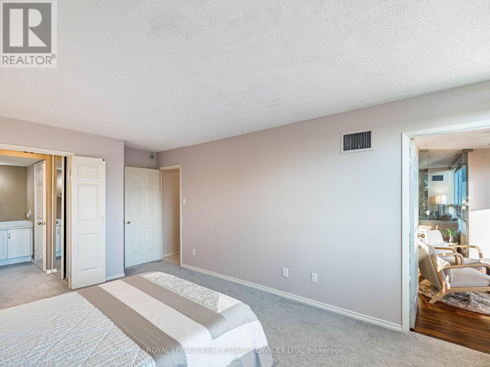 512 - 310 Mill Street S, Brampton, Ontario  L6Y 3B1 - Photo 30 - W12465021