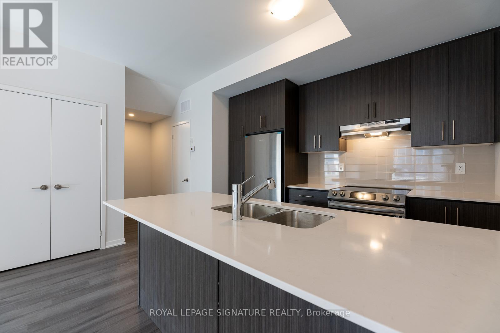 175 Lloyd Janes Lane, Toronto, Ontario  M8V 0J5 - Photo 11 - W12465025