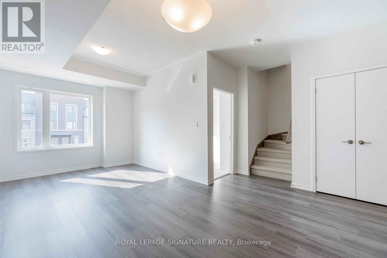 175 Lloyd Janes Lane, Toronto, Ontario  M8V 0J5 - Photo 12 - W12465025