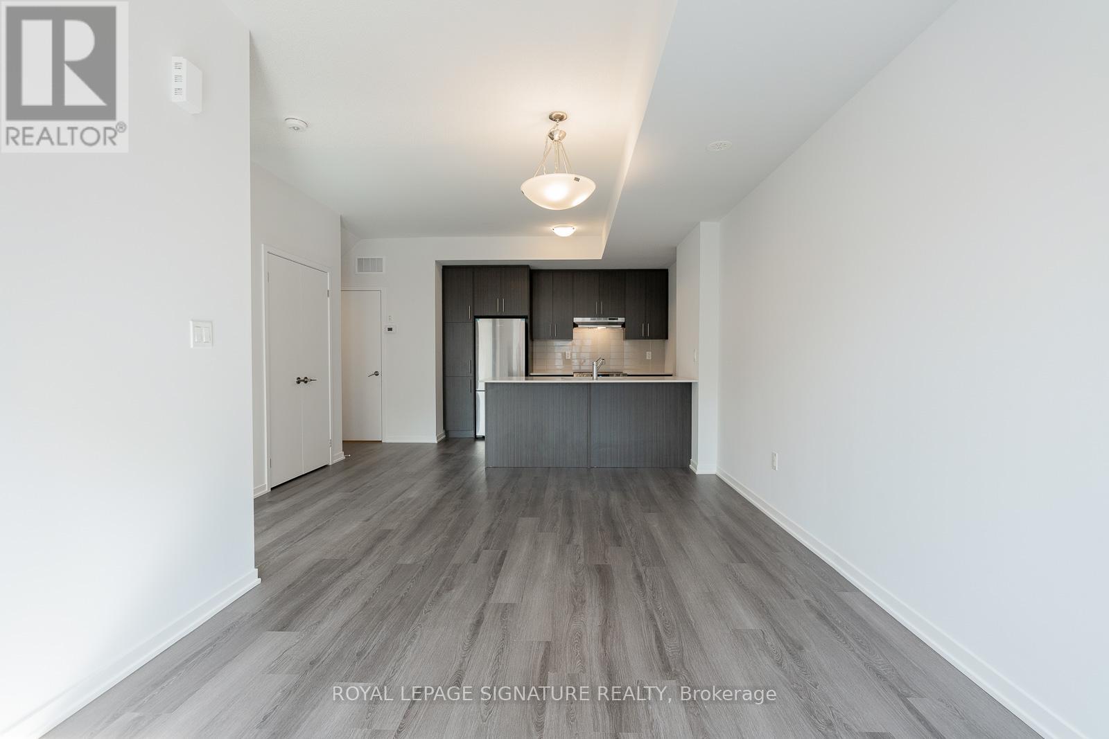 175 Lloyd Janes Lane, Toronto, Ontario  M8V 0J5 - Photo 14 - W12465025